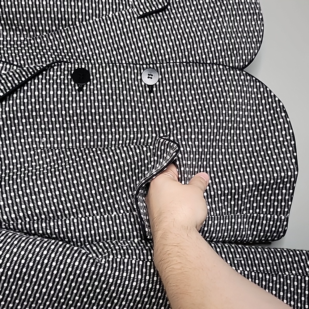Talbots size 6P black & White polka stitched dot blazer - Picture 7 of 9